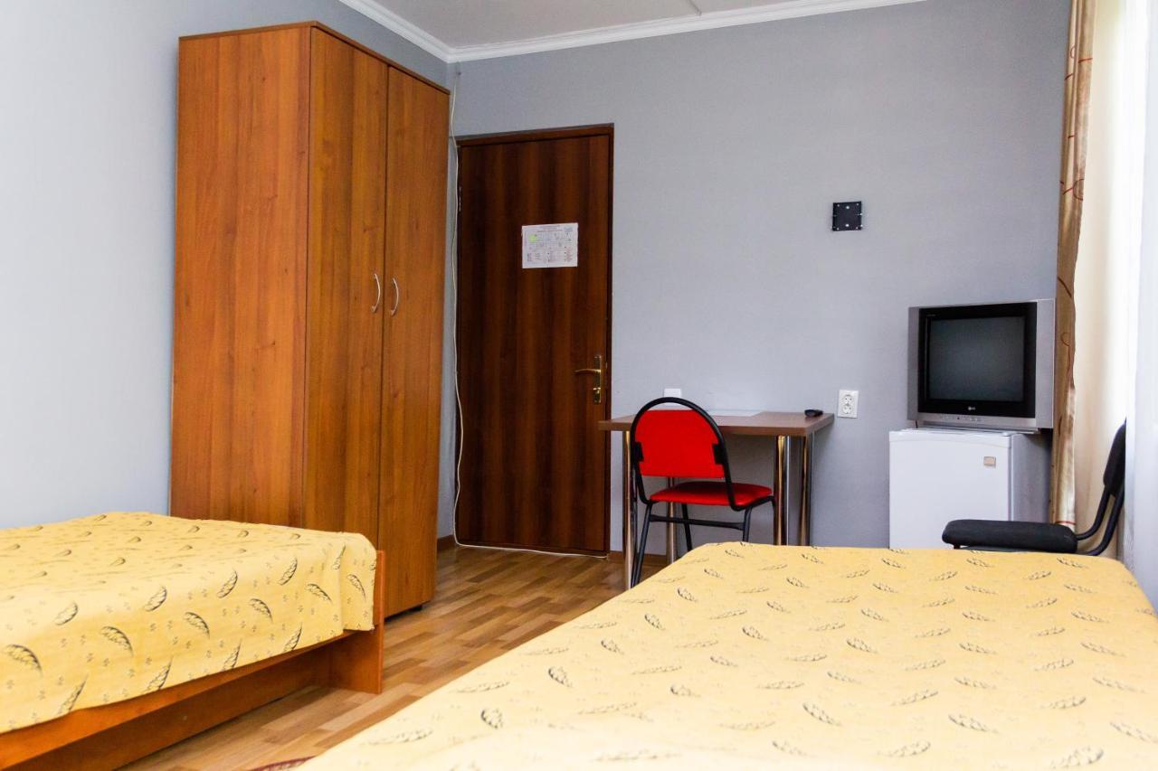 Hotel Tahar الماتي المظهر الخارجي الصورة